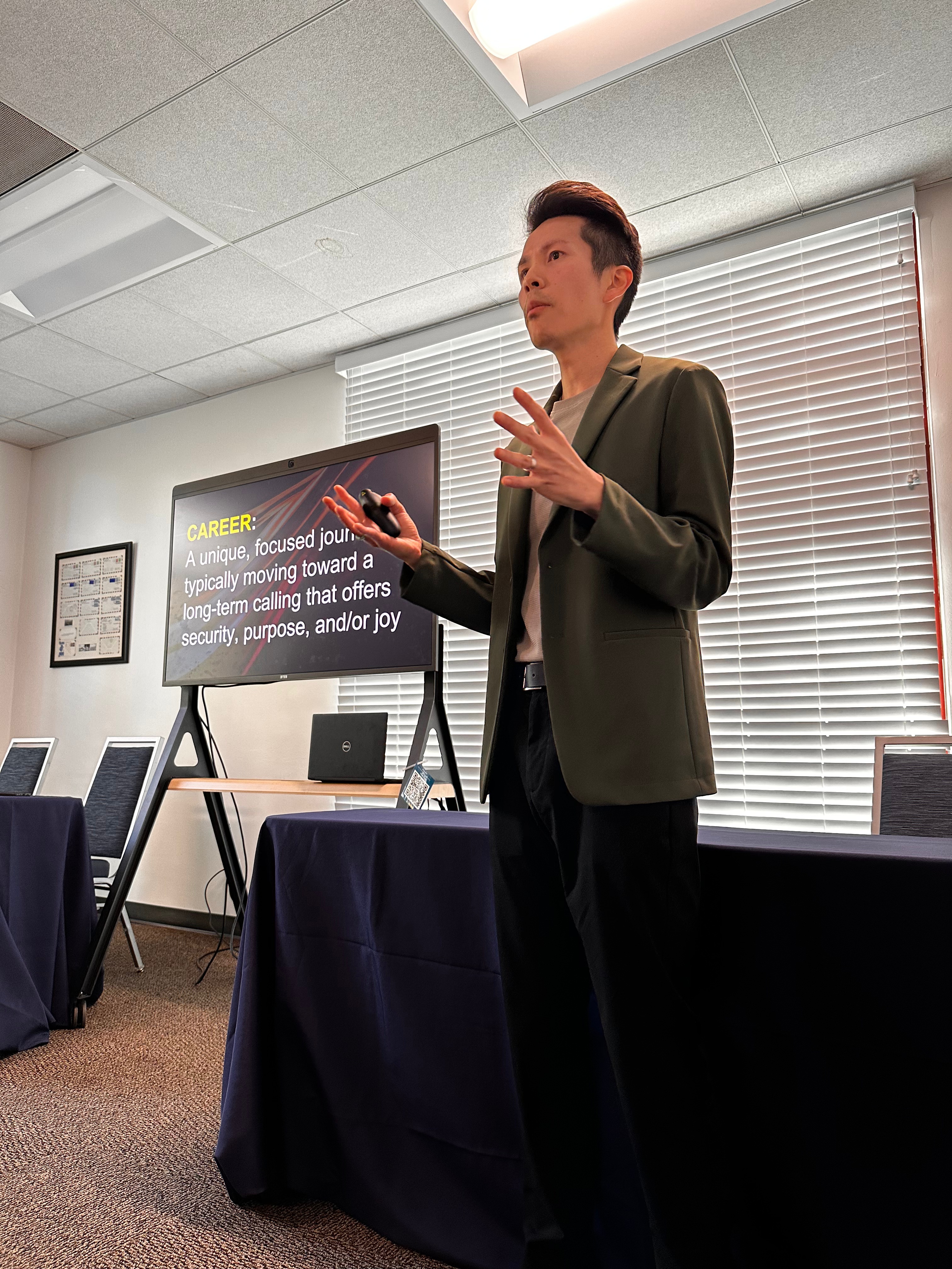 How to communicate with more confidence, clarity, & impact (Introvert edition)